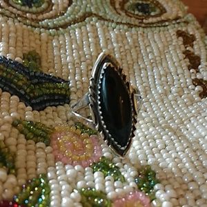 COOL! VINTAGE STERLING SILVER ONYX RING